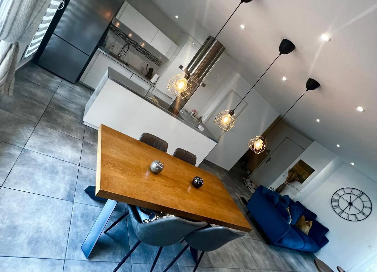 Appartement Luxueux Design Architecte Tout Equipes 85M2 Sur 2 Niveaux Plus 2 Terrasses De 16M2 Marseille 0*,  France