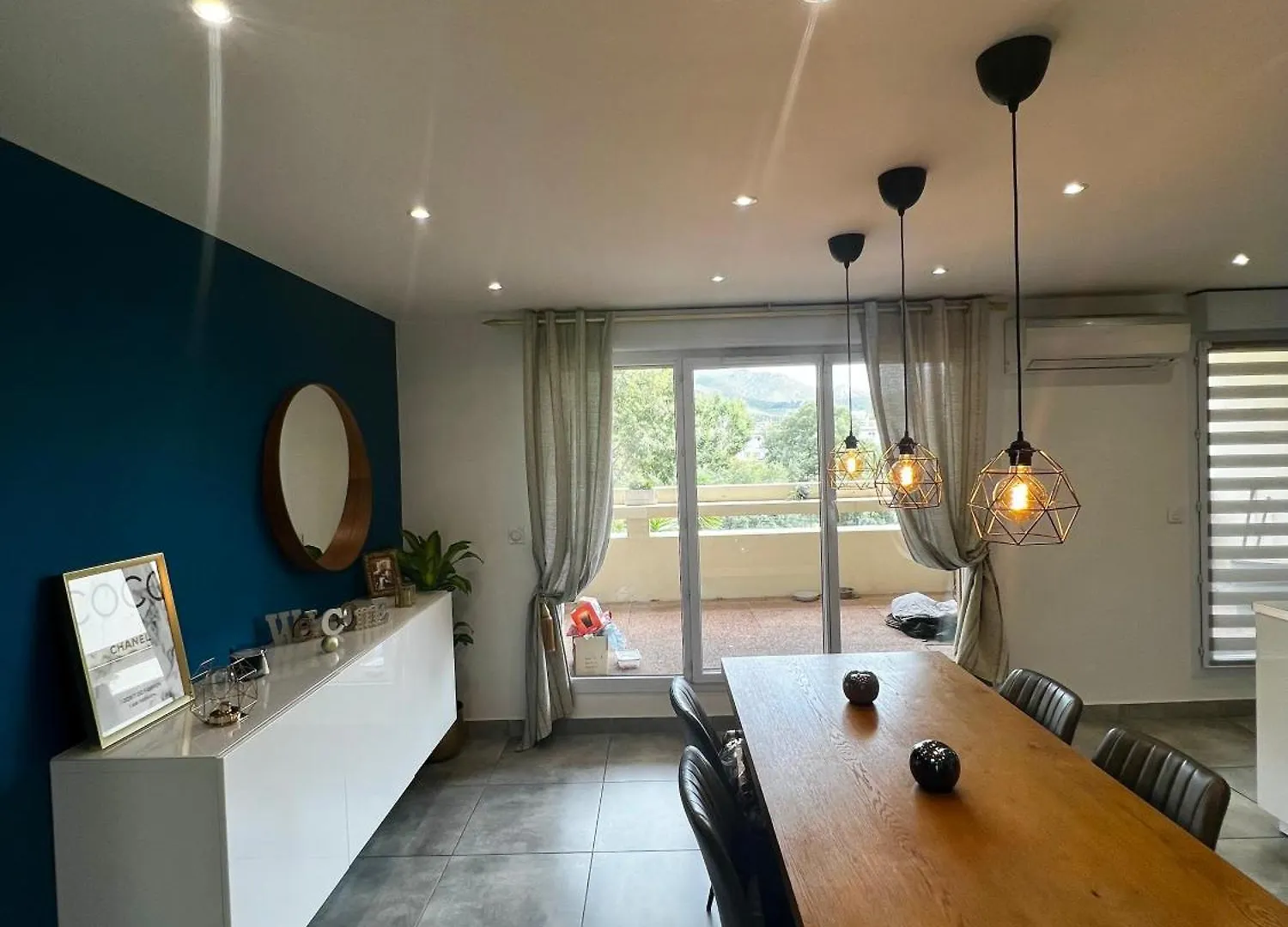 Appartement Luxueux Design Architecte Tout Equipes 85M2 Sur 2 Niveaux Plus 2 Terrasses De 16M2 Marseille 0*,  France