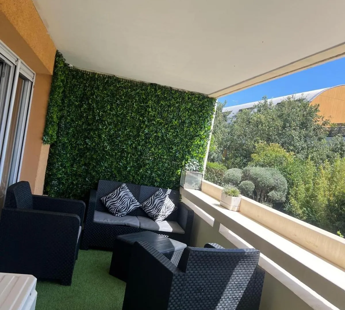 Appartement Luxueux Design Architecte Tout Equipes 85M2 Sur 2 Niveaux Plus 2 Terrasses De 16M2 Marseille 0*,