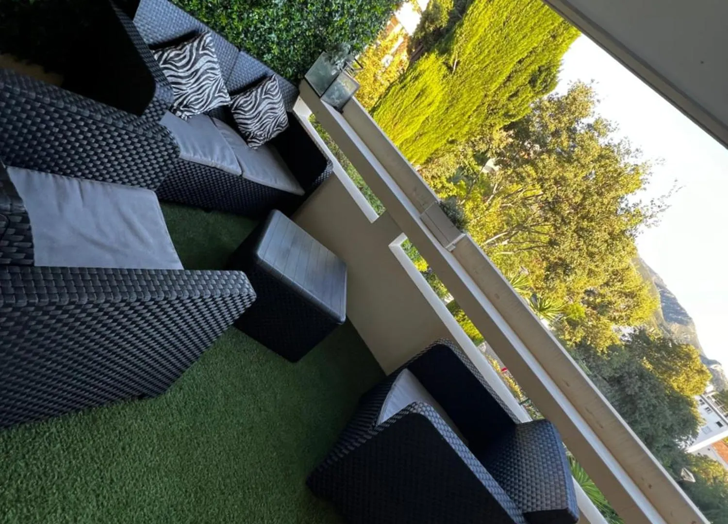 Appartement Luxueux Design Architecte Tout Equipes 85M2 Sur 2 Niveaux Plus 2 Terrasses De 16M2 Marseille France